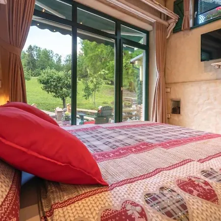 Gabrijel With Four Seasons Outdoor Kitchen